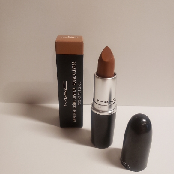 MAC Amplified Creme Lipstick *FEELING MYSE… - Picture 2 of 3